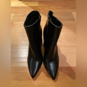 black boots - size 8